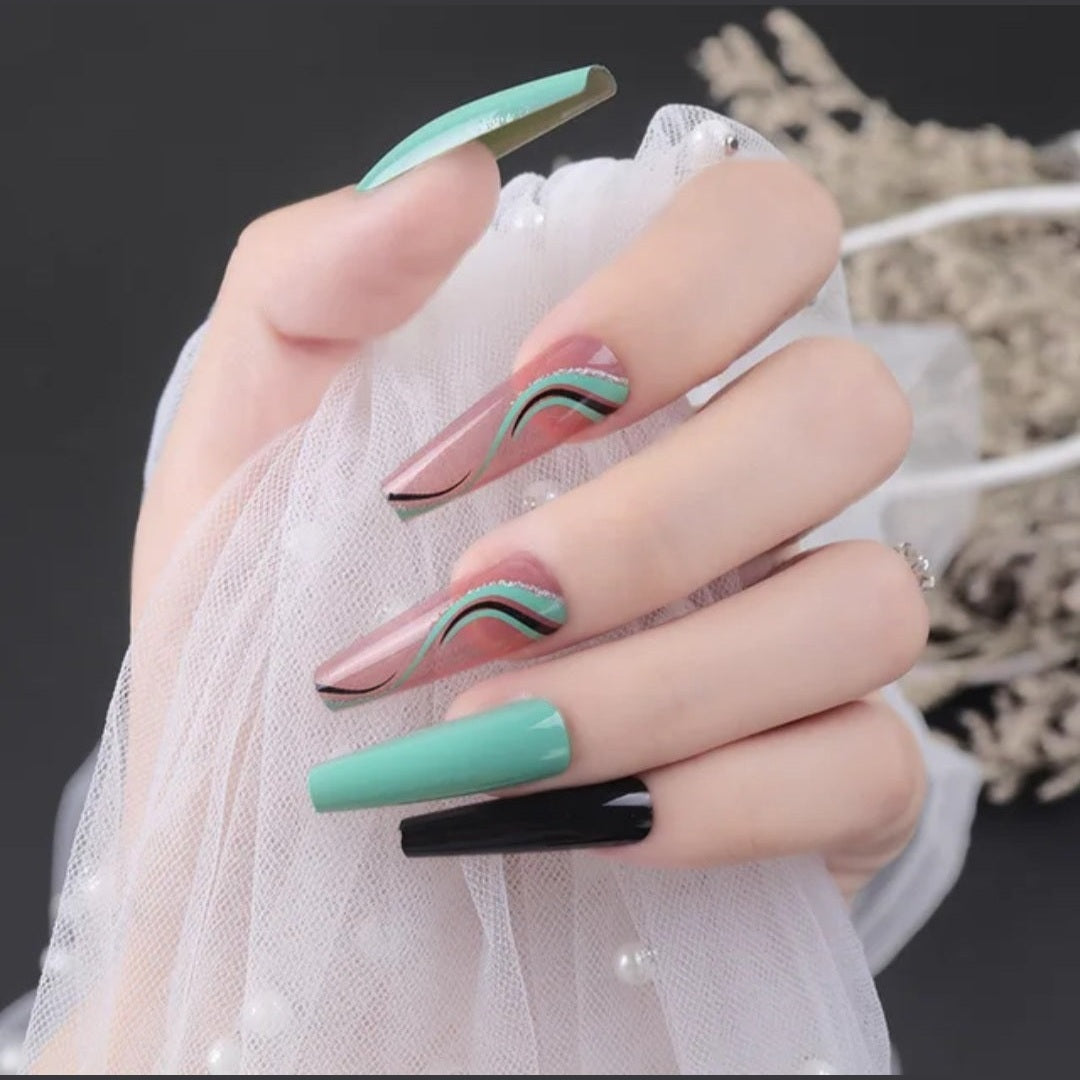 D11 Press on Nails